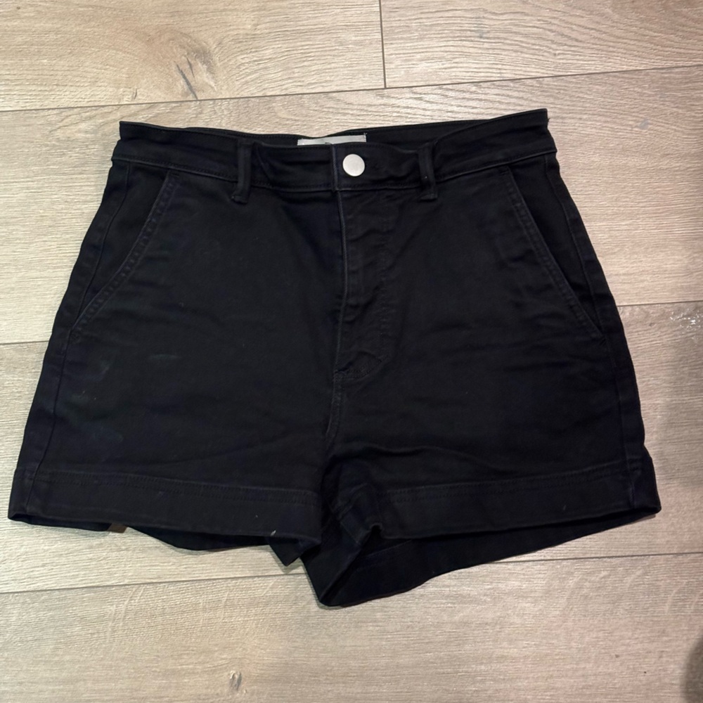 Everlane Women's Black denim shorts
